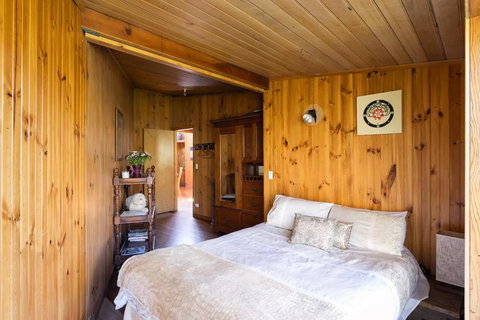 Kangaroo Manor - C Tourism 18