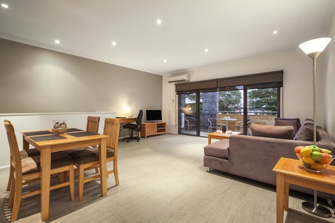Quest Warrnambool - C Tourism 4
