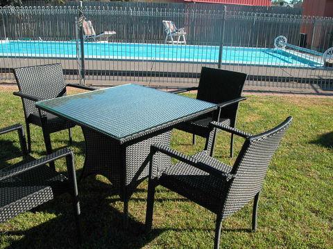 Ambassador Motor Inn - C Tourism 44