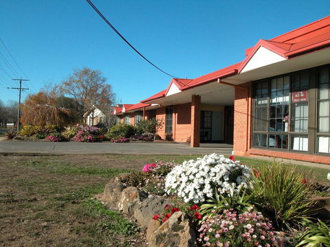 Ambassador Motor Inn - C Tourism 36