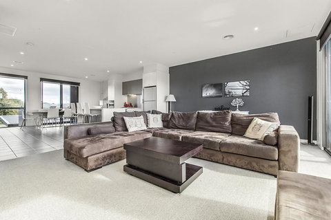 Twenty Five Coast - C Tourism 3