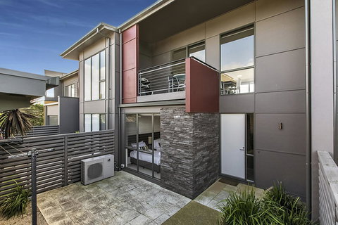 Twenty Five Coast - C Tourism 1