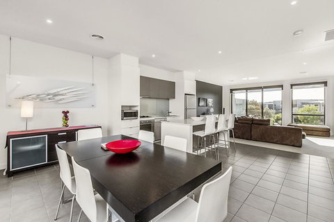 Twenty Five Coast - C Tourism 0