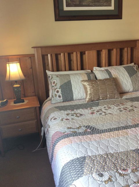 Airleigh-Rose Cottage - C Tourism 9