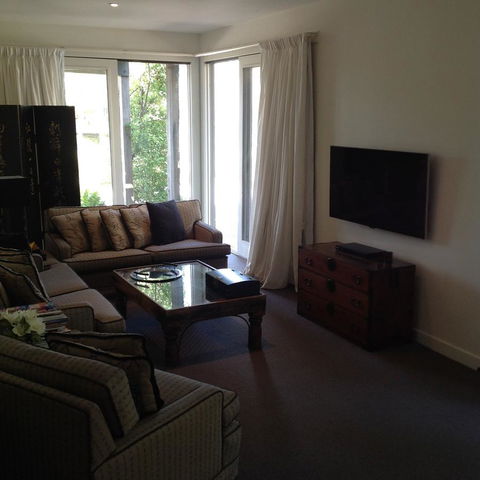 Lorne Holiday House - C Tourism 11