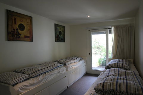 Lorne Holiday House - C Tourism 7