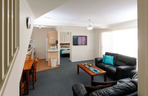 Rainbow Getaway Holiday Apartments - C Tourism 30