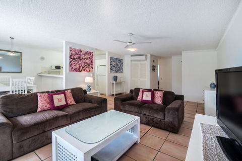 Sunseeker Holiday Apartments - C Tourism 41