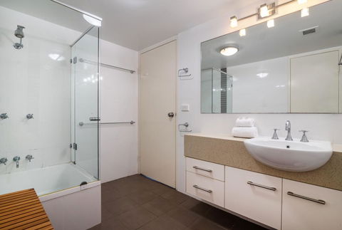 Sunseeker Holiday Apartments - C Tourism 37