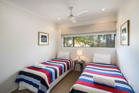 Sunseeker Holiday Apartments - C Tourism 3