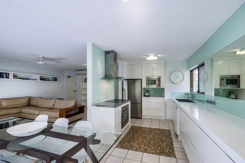 Sunseeker Holiday Apartments - C Tourism 38