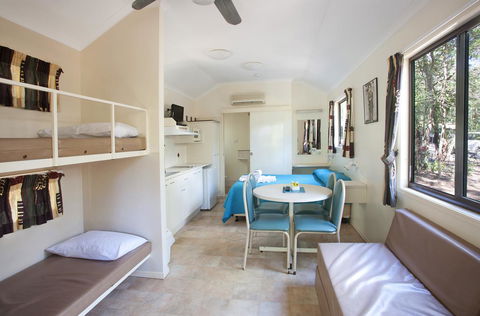 Captain Cook Holiday Village 1770 - C Tourism 14