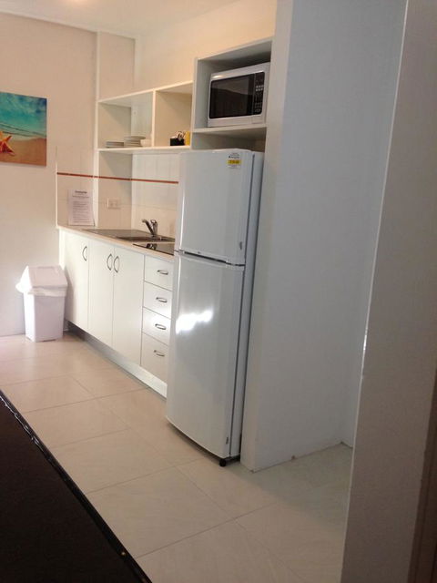 Chez Noosa Resort Motel - C Tourism 0