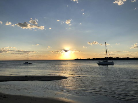 Bribie Island Hotel - C Tourism 8