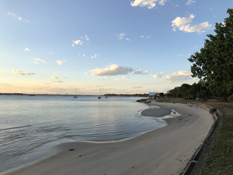 Bribie Island Hotel - C Tourism 24
