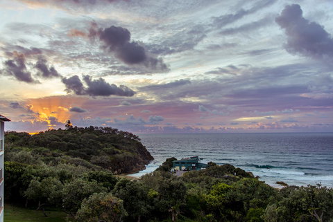 Whale Watch Ocean Beach Resort - C Tourism 4