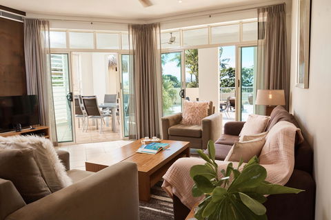 Sea Change Beachfront Apartments - C Tourism 5