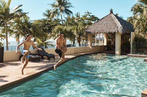 Sea Change Beachfront Apartments - C Tourism 13