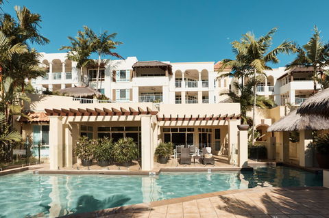 Sea Change Beachfront Apartments - C Tourism 11