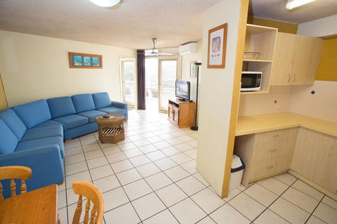 Northpoint Holiday Apartments - C Tourism 7