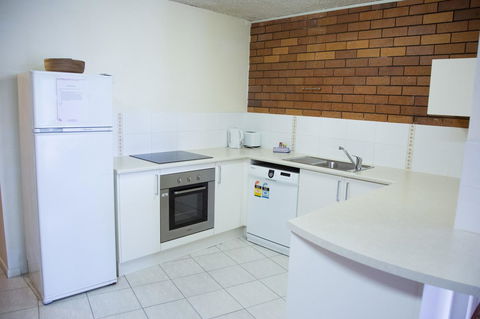 Northpoint Holiday Apartments - C Tourism 8