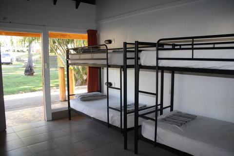 Nomads Airlie Beach - C Tourism 1