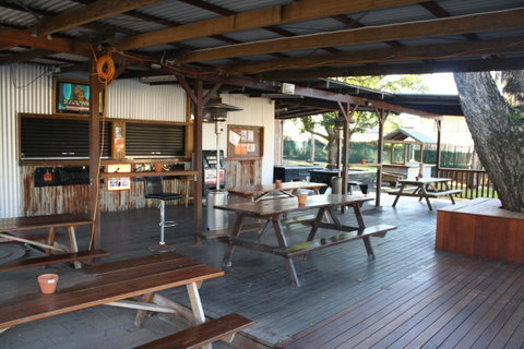 Nomads Airlie Beach - C Tourism 2