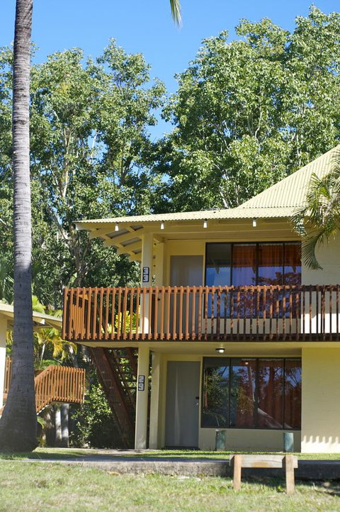 Nomads Airlie Beach - C Tourism 41