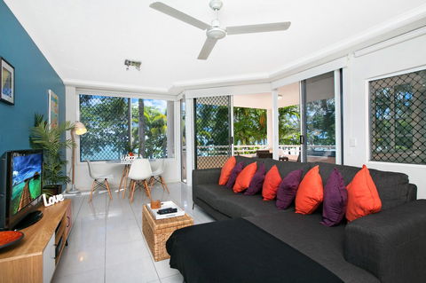 On The Beach Apartments - C Tourism 18