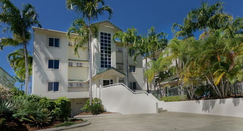 On The Beach Apartments - C Tourism 1