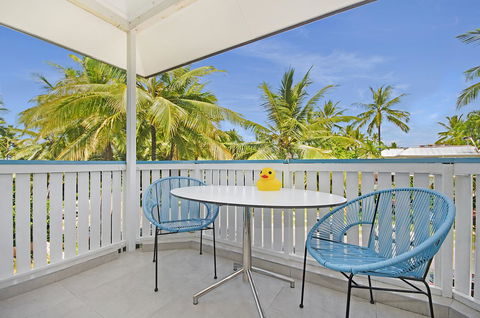 By The Sea Port Douglas - C Tourism 16
