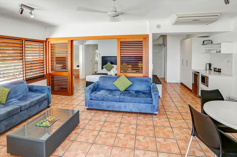 Paradise On The Beach Resort - C Tourism 15