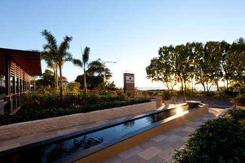 Oaks Redcliffe Mon Komo Suites - C Tourism 4