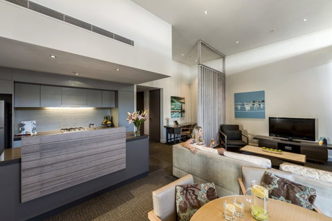 Oaks Redcliffe Mon Komo Suites - C Tourism 20
