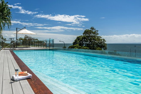 Oaks Redcliffe Mon Komo Suites - C Tourism 8