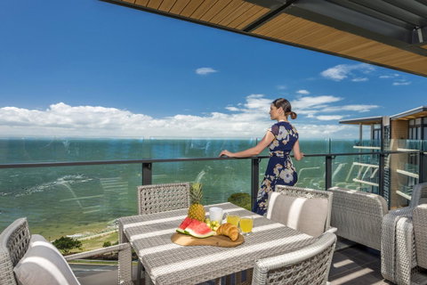 Oaks Redcliffe Mon Komo Suites - C Tourism 18
