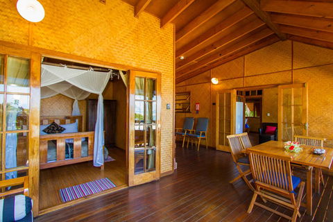 1770 Beach Shacks - C Tourism 11