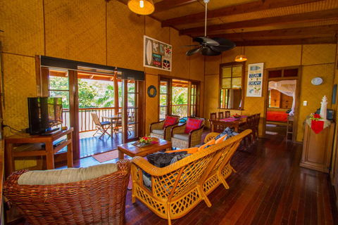 1770 Beach Shacks - C Tourism 12