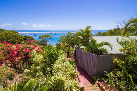 1770 Beach Shacks - C Tourism 1