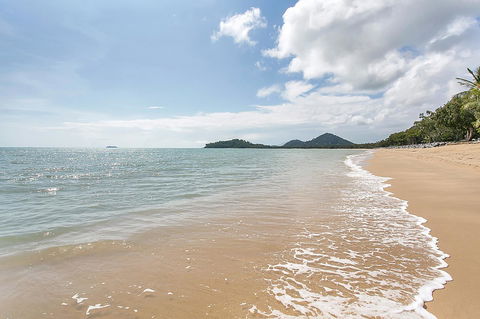 Agincourt Beachfront Apartments - C Tourism 18