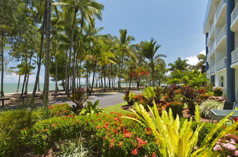 Agincourt Beachfront Apartments - C Tourism 26
