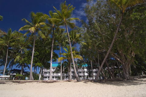 Agincourt Beachfront Apartments - C Tourism 8
