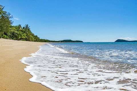 Agincourt Beachfront Apartments - C Tourism 19