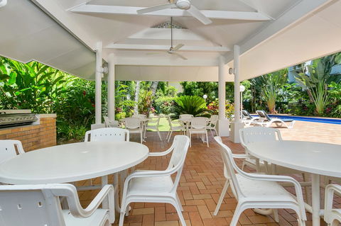 Agincourt Beachfront Apartments - C Tourism 10
