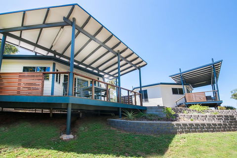 Sunset Cabins 1770 - C Tourism 0