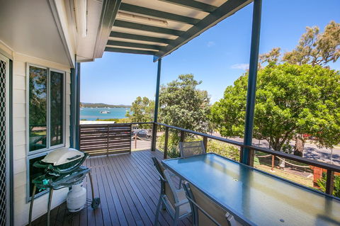 Sunset Cabins 1770 - C Tourism 2