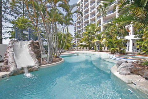 Ramada Resort By Wyndham Golden Beach - C Tourism 1