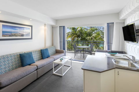Ramada Resort By Wyndham Golden Beach - C Tourism 23