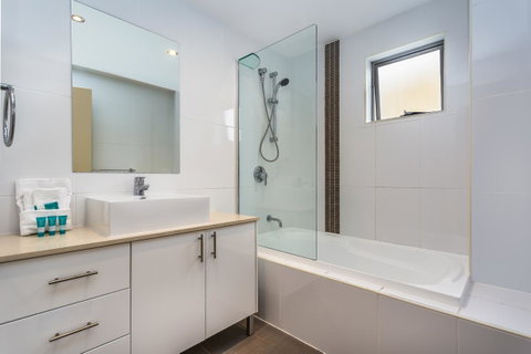 Redvue Holiday Apartments - C Tourism 12