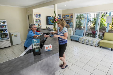 The Beach Motel Hervey Bay - C Tourism 36